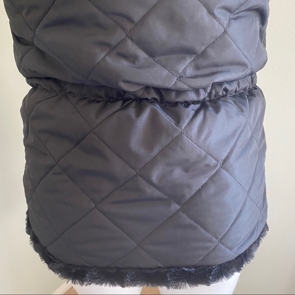 CASUAL IDENTITY Reversible Quilted Fur Vest Black - Picture 12 of 14
